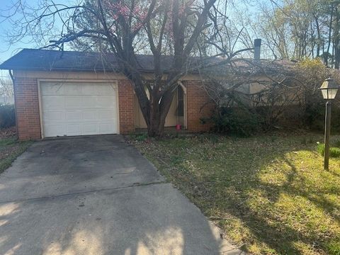 Single Family Residence in Springdale AR 905 Thomas Boulevard.jpg