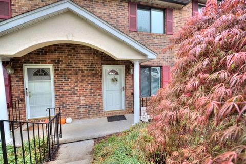 Condominium in STAUNTON VA 500 Winchester Ave #A11.jpg