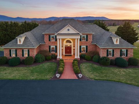 Single Family Residence in FISHERSVILLE VA 273 Bel Grene Dr.jpg