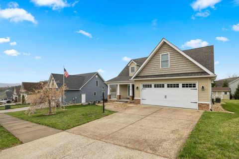 Single Family Residence in STAUNTON VA 70 Hull Hills Ln.jpg