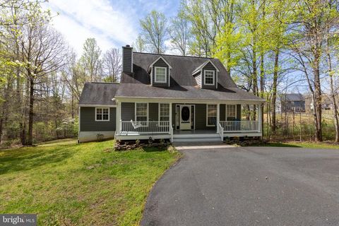 Single Family Residence in BARBOURSVILLE VA 372 Daniels Rd.jpg