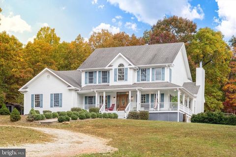 Single Family Residence in SHIPMAN VA 695 Whippoorwill Ln.jpg