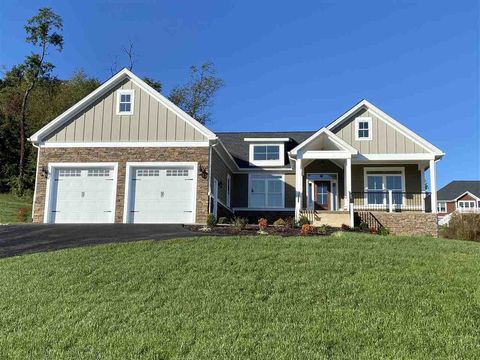 Single Family Residence in FISHERSVILLE VA 33 Silver Maple Cove.jpg