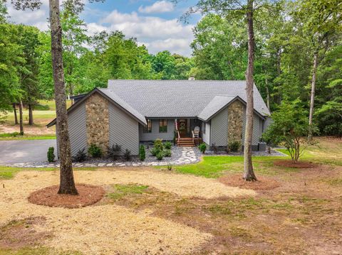 Single Family Residence in Spartanburg SC 353 Twin Oaks Drive.jpg