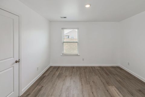 Single Family Residence in Boiling Springs SC 5077 Pratt Drive 29.jpg