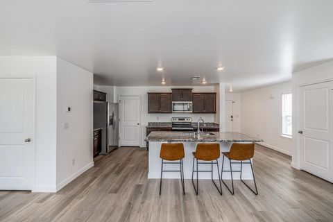 Single Family Residence in Boiling Springs SC 5077 Pratt Drive 11.jpg