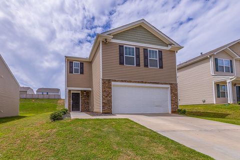 Single Family Residence in Boiling Springs SC 5077 Pratt Drive 3.jpg