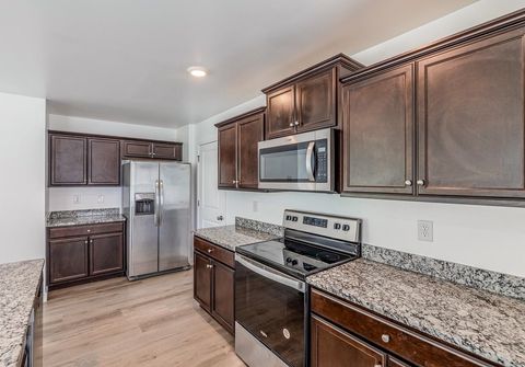Single Family Residence in Boiling Springs SC 5077 Pratt Drive 10.jpg