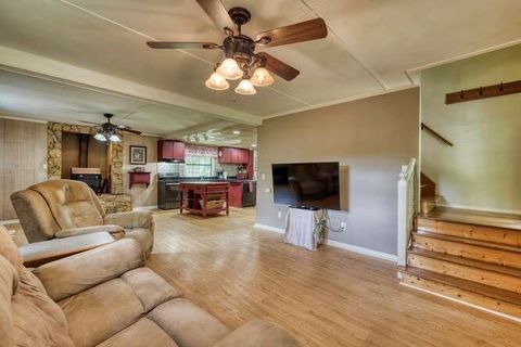 Single Family Residence in Blairsville GA 175 Loblolly Lane 17.jpg