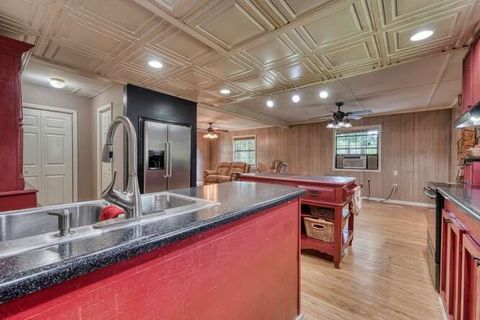 Single Family Residence in Blairsville GA 175 Loblolly Lane 22.jpg