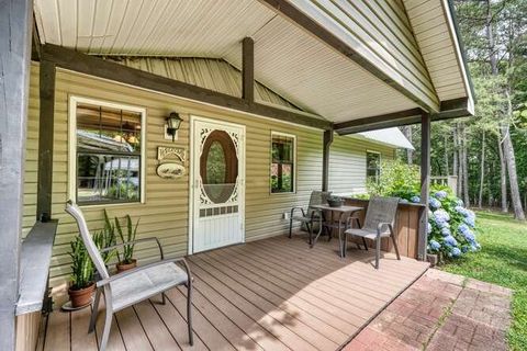 Single Family Residence in Blairsville GA 175 Loblolly Lane 12.jpg