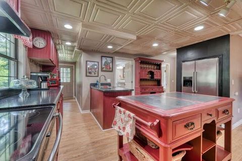 Single Family Residence in Blairsville GA 175 Loblolly Lane 1.jpg