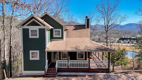 Single Family Residence in Hiawassee GA 2103 Pooh Corner.jpg