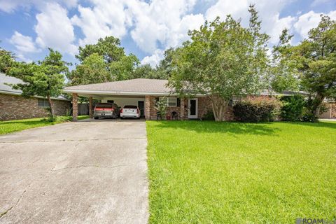 Single Family Residence in Baton Rouge LA 10379 Cinquefoil Ave.jpg
