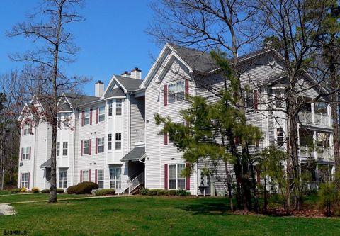 Condominium in Galloway Township NJ 127 Iroquois Dr.jpg