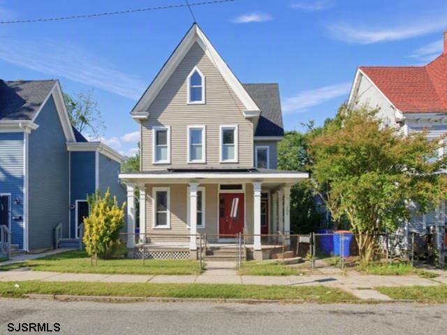 208 4th St, Millville, NJ 08332