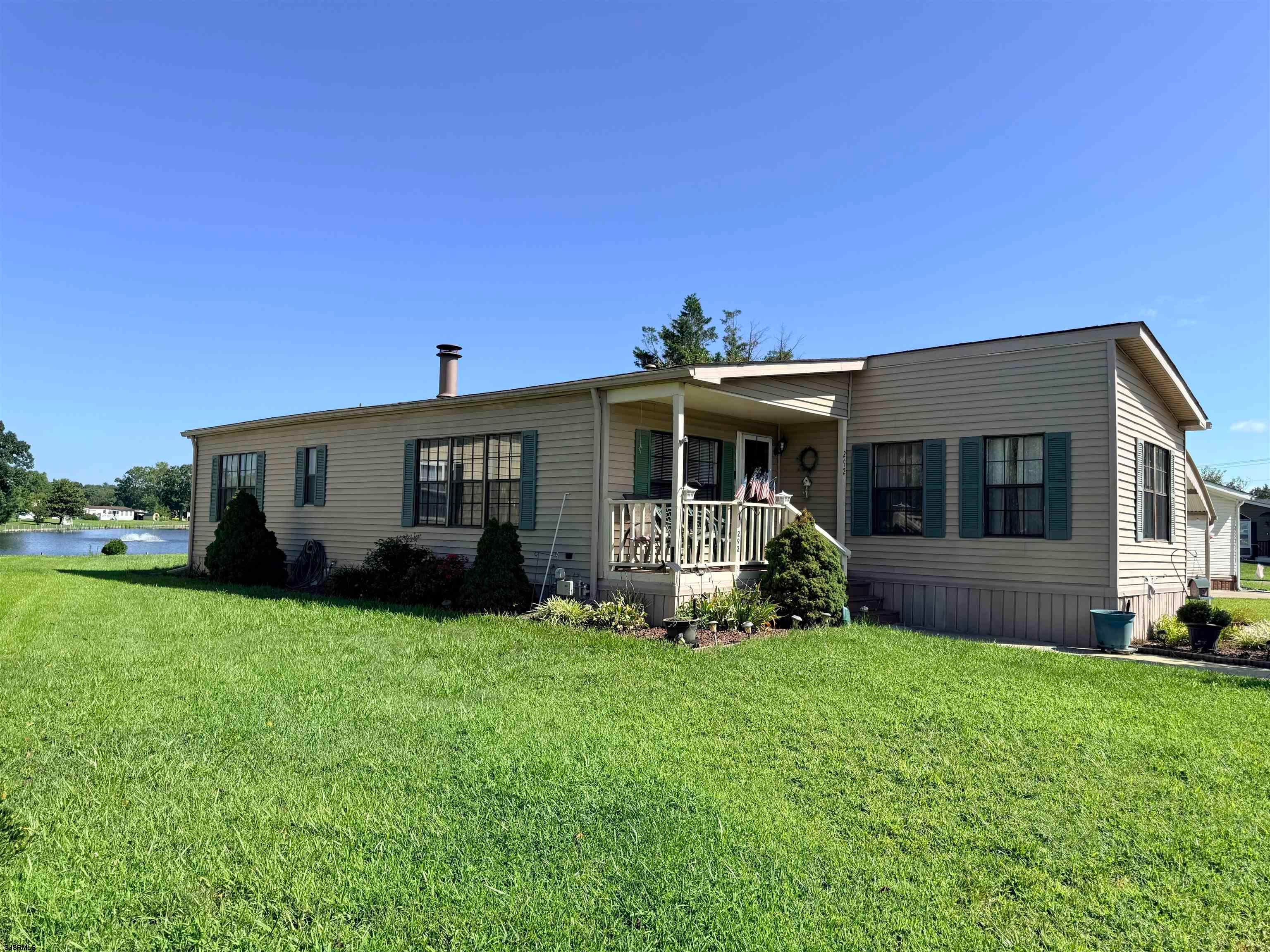 292 Mayflower Dr, Buena Vista Township, NJ 08310