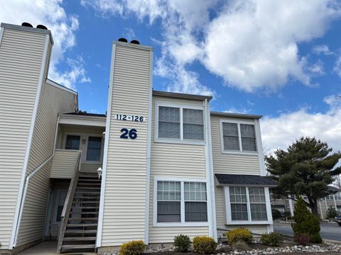 Condominium in Galloway Township NJ 120 Driftwood Ct.jpg