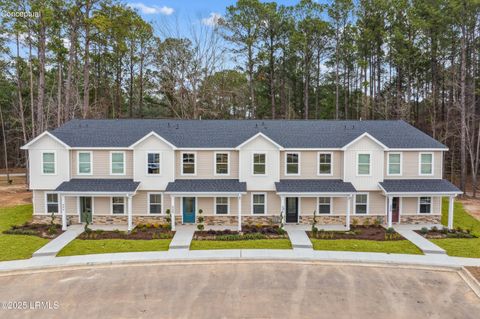 Townhouse in Hardeeville SC 484 Royal Road.jpg