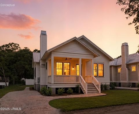 Single Family Residence in Beaufort SC 418 Waight Street.jpg