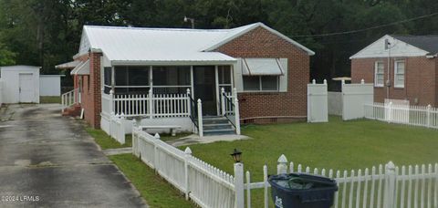 Single Family Residence in Hampton SC 1306 Jackson Avenue.jpg
