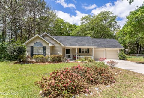 Single Family Residence in Beaufort SC 18 Le Moyne Drive.jpg