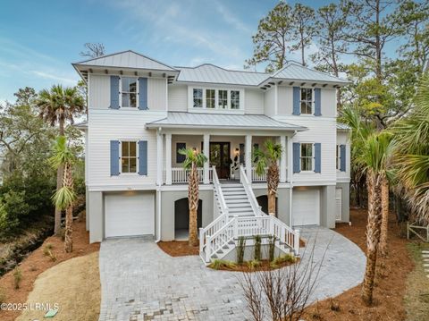 Single Family Residence in Beaufort SC 106 Sunset Court.jpg
