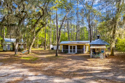 Single Family Residence in Daufuskie Island SC 16 Turtles Pace Lane.jpg