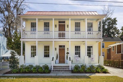 Single Family Residence in Beaufort SC 808 Washington Street 13.jpg