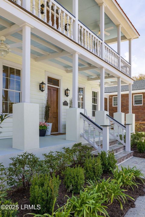 Single Family Residence in Beaufort SC 808 Washington Street 11.jpg