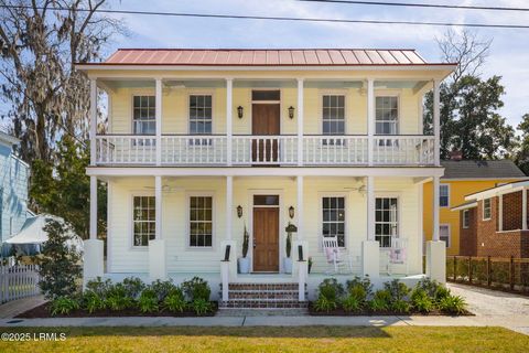 Single Family Residence in Beaufort SC 808 Washington Street.jpg