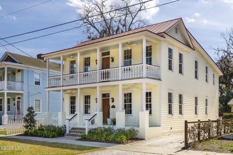Single Family Residence in Beaufort SC 808 Washington Street 14.jpg