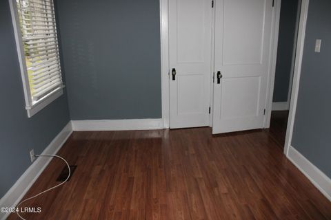 Single Family Residence in Hampton SC 402 Schley Street 10.jpg