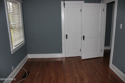 Single Family Residence in Hampton SC 402 Schley Street 11.jpg