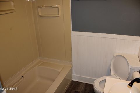 Single Family Residence in Hampton SC 402 Schley Street 12.jpg