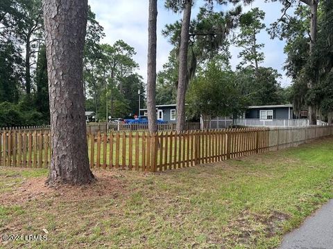 Business in Beaufort SC 2103 Wilson Drive.jpg