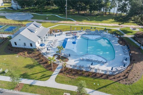 Single Family Residence in Beaufort SC 1122 Salty Hammock Court 25.jpg