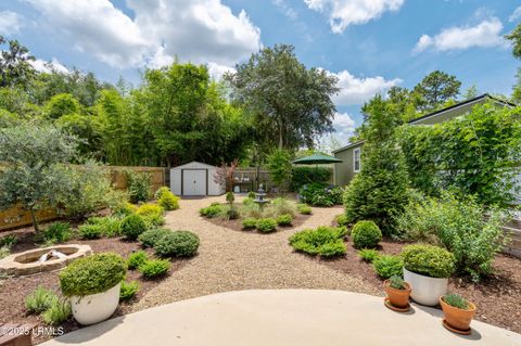 Single Family Residence in Beaufort SC 1806 Oconnell Street.jpg