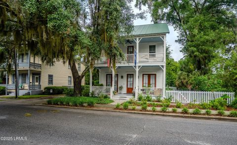 Single Family Residence in Beaufort SC 808 Charles Street.jpg