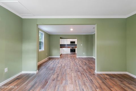Single Family Residence in Hampton SC 105 Freeman Street 4.jpg