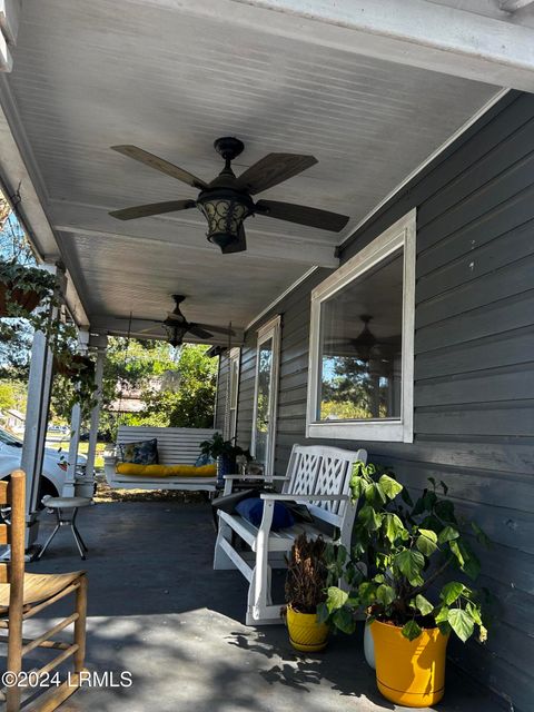Single Family Residence in Hampton SC 102 Freeman Street 1.jpg