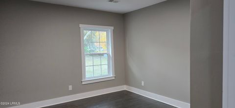 Single Family Residence in Hampton SC 401 Mulberry Street 16.jpg