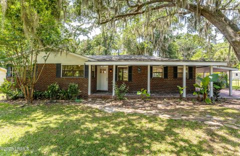 Single Family Residence in Beaufort SC 706 Center Drive.jpg