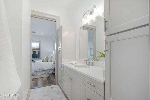 Single Family Residence in Beaufort SC 1411 Duke Street 21.jpg