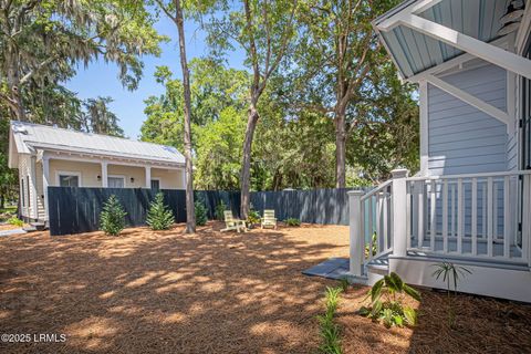 Single Family Residence in Beaufort SC 1411 Duke Street 30.jpg