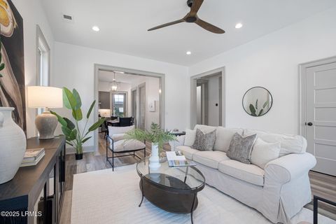 Single Family Residence in Beaufort SC 1411 Duke Street 6.jpg