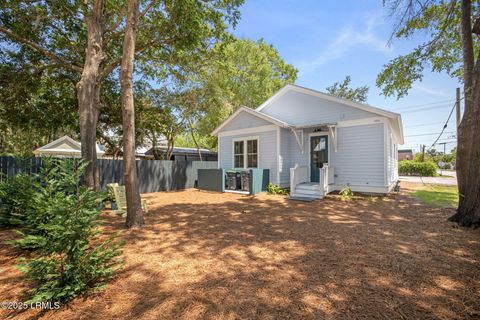 Single Family Residence in Beaufort SC 1411 Duke Street 29.jpg