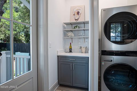Single Family Residence in Beaufort SC 1411 Duke Street 11.jpg