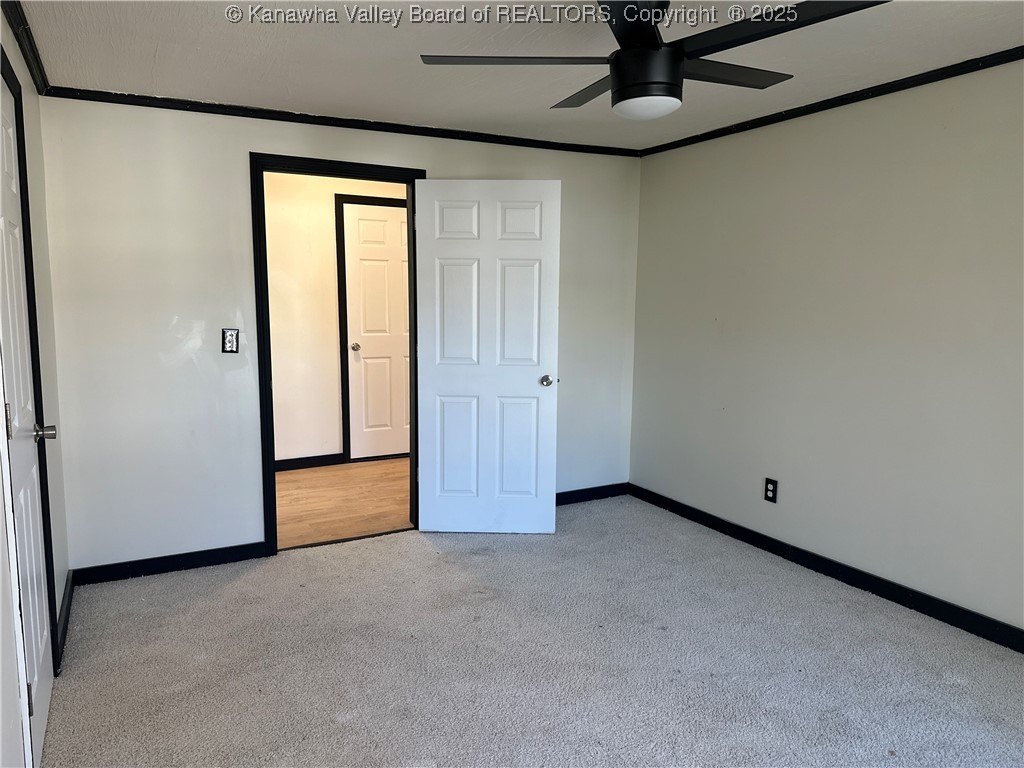 Single Family Residence in Charleston WV 850 Springdale Drive 16.jpg