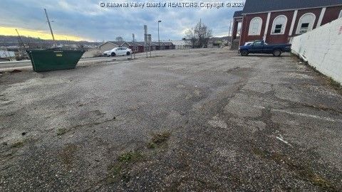  in Charleston WV 1704 Washington Street.jpg